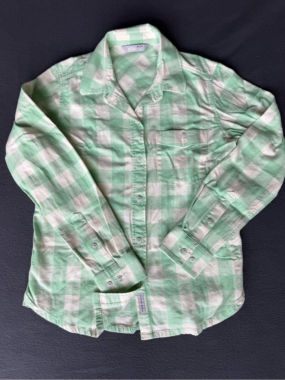 STIO Women’s Mint Green Button-Up Flannel Long Sleeve Shirt. M